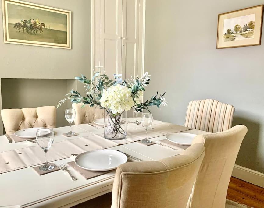 Lovely 3 Bed House In The Heart Of Cheltenham Buitenkant foto