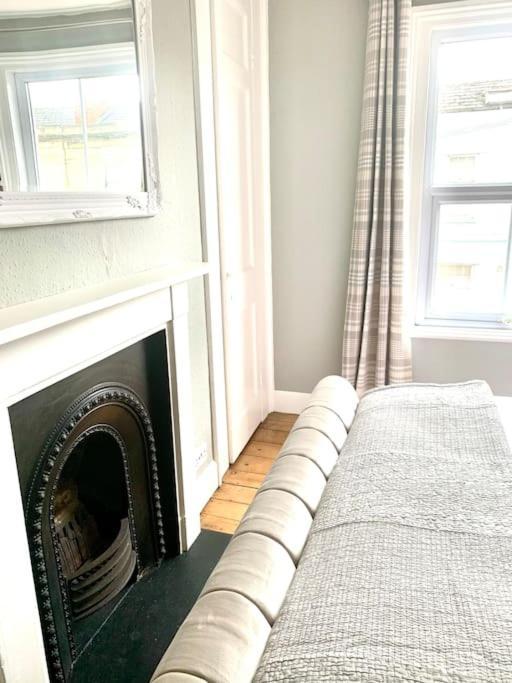 Lovely 3 Bed House In The Heart Of Cheltenham Buitenkant foto