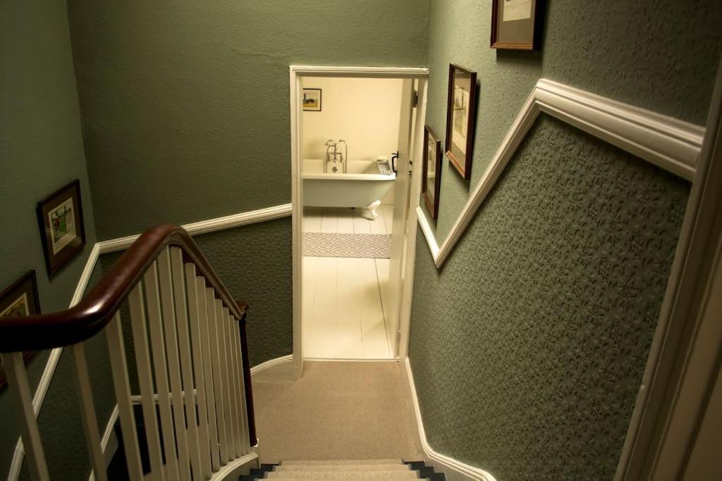 Lovely 3 Bed House In The Heart Of Cheltenham Buitenkant foto